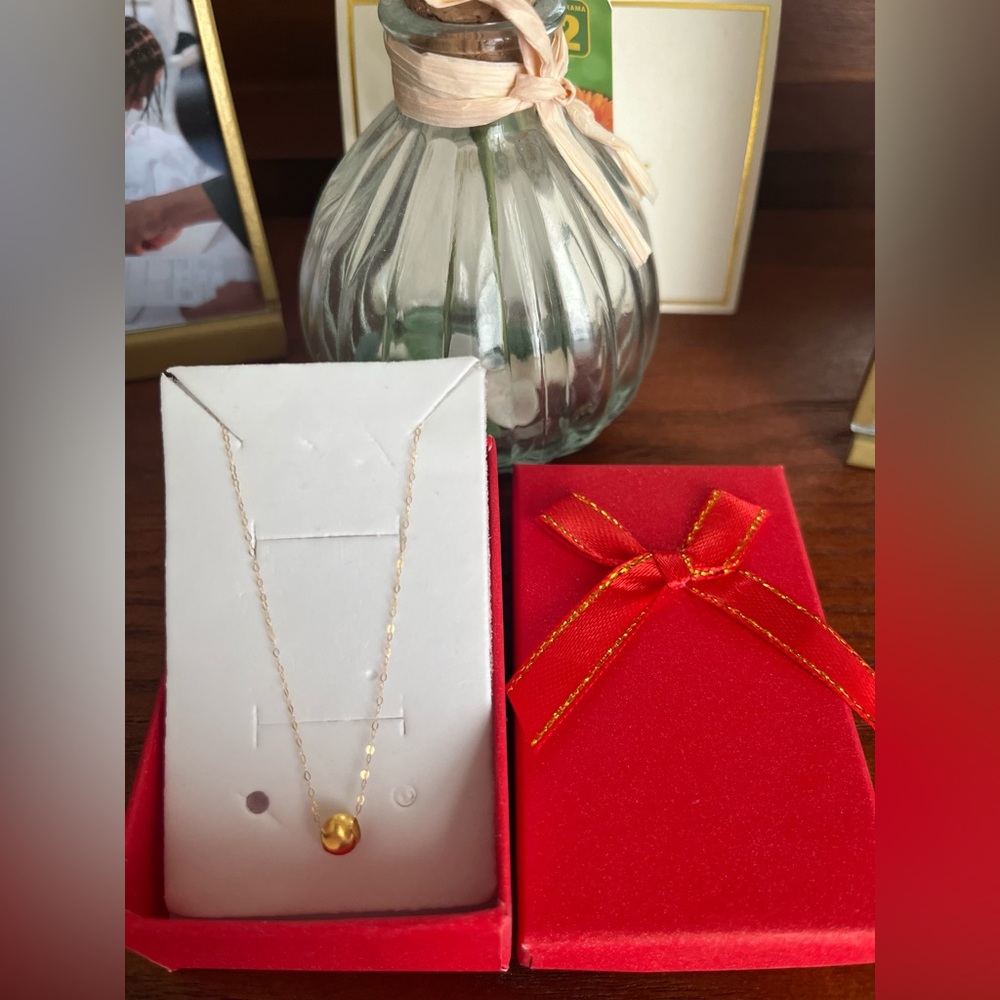 Gold Pendant Necklace with Delicate Chain